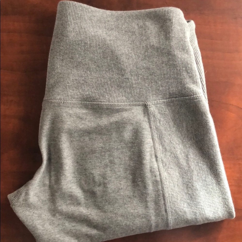 Lululemon grey leggings